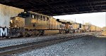 CSX 3139 leads I138 under Exchange St.